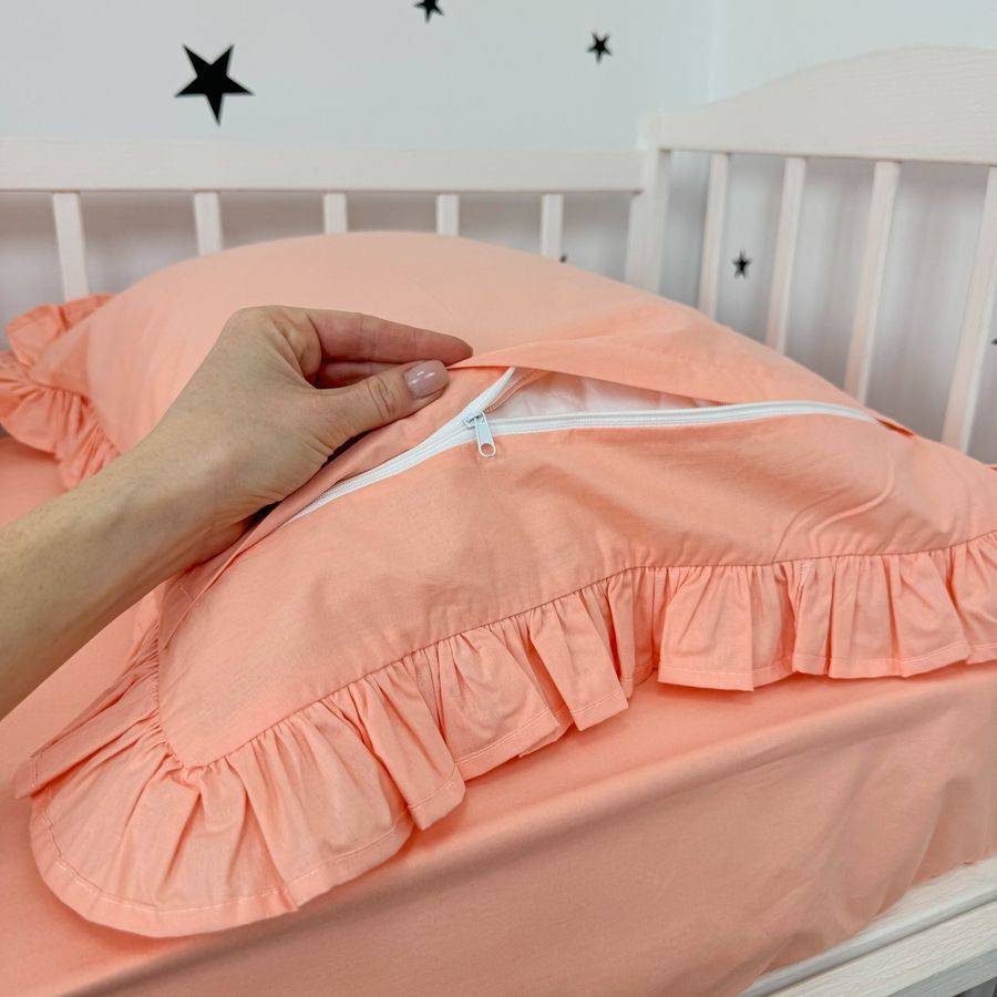 Однотонний комплект постільної білизни з рюшами у ліжко 190х90 см Oh My Kids &laquo;Персиковий&raquo; ранфорс