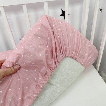 Детская простыня на резинке для матраса 120х60 см OMK "Pink Dots" ранфорс