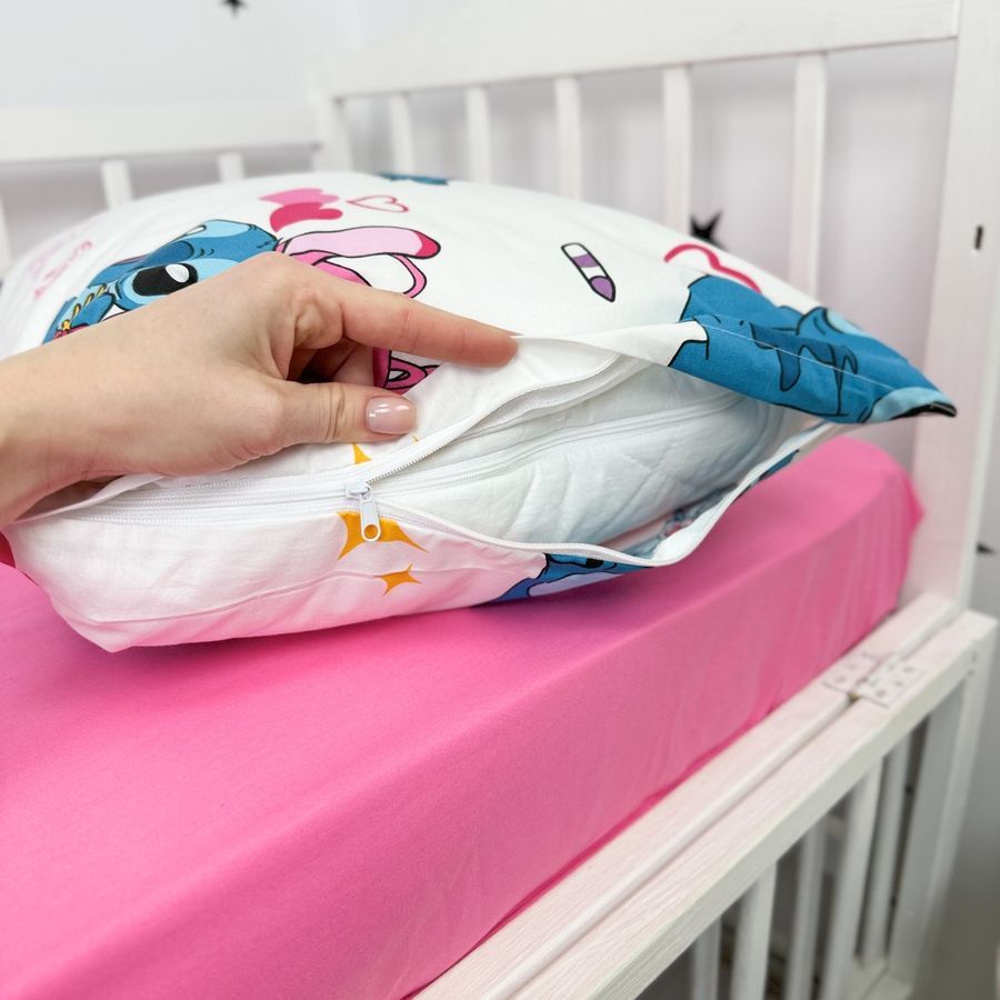 Комплект натуральної дитячої постільної білизни для ліжка 160х80 см з підковдрою 140х110 см Oh My Kids &laquo;Стіч&raquo; рожевий ранфорс