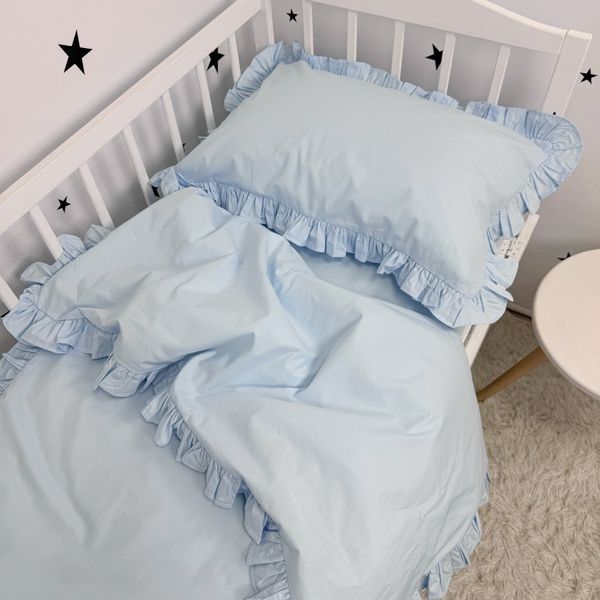 Натуральна постільна білизна з рюшами однотонна для ліжка 190х90 см Oh My Kids &laquo;Light Blue&raquo; ранфорс