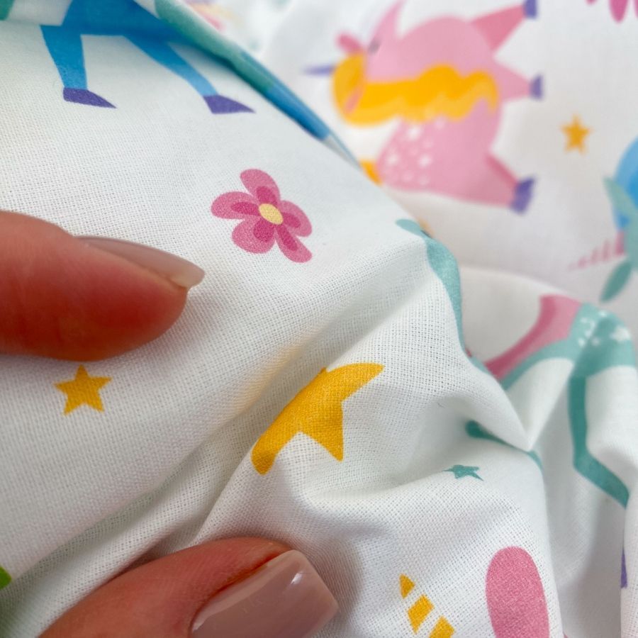 Дитяче простирадло у ліжко 160х80 см для дівчинки OMK "Funny Unicorns" рожевий
